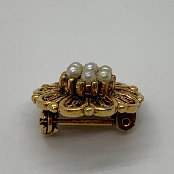 Tacoa Vintage Gold Plated Dainty Pearl Brooch/Pin - Picture 5 of 8